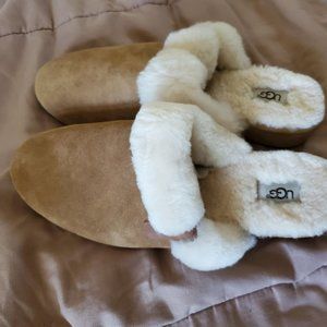 UGG eleanor Slippers